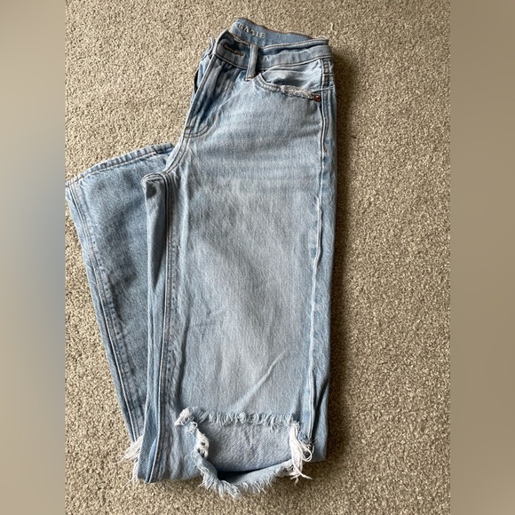 2 Womens American Eagle Jeans Trendy - Picture 2 of 2